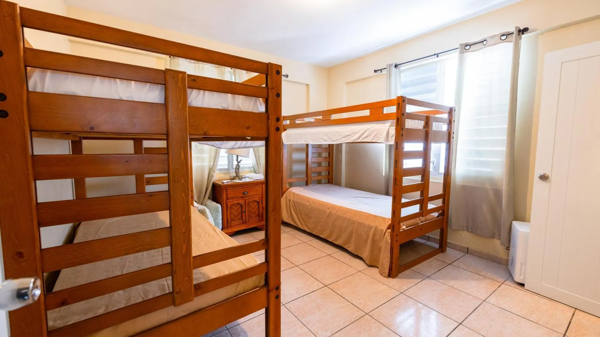 Séjour chez l'habitant Appartement Colinas Del Atlantico Vacational House 1St Floor à Isabela